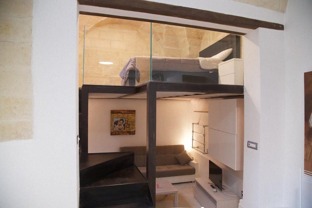 Del Teatro *